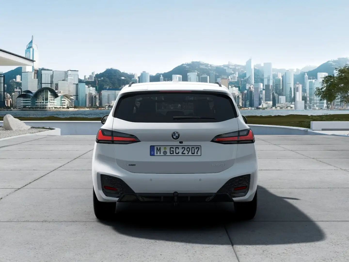 BMW 223 i xDrive Active Tourer Sportpaket Bluetooth HUD Bílá - 2