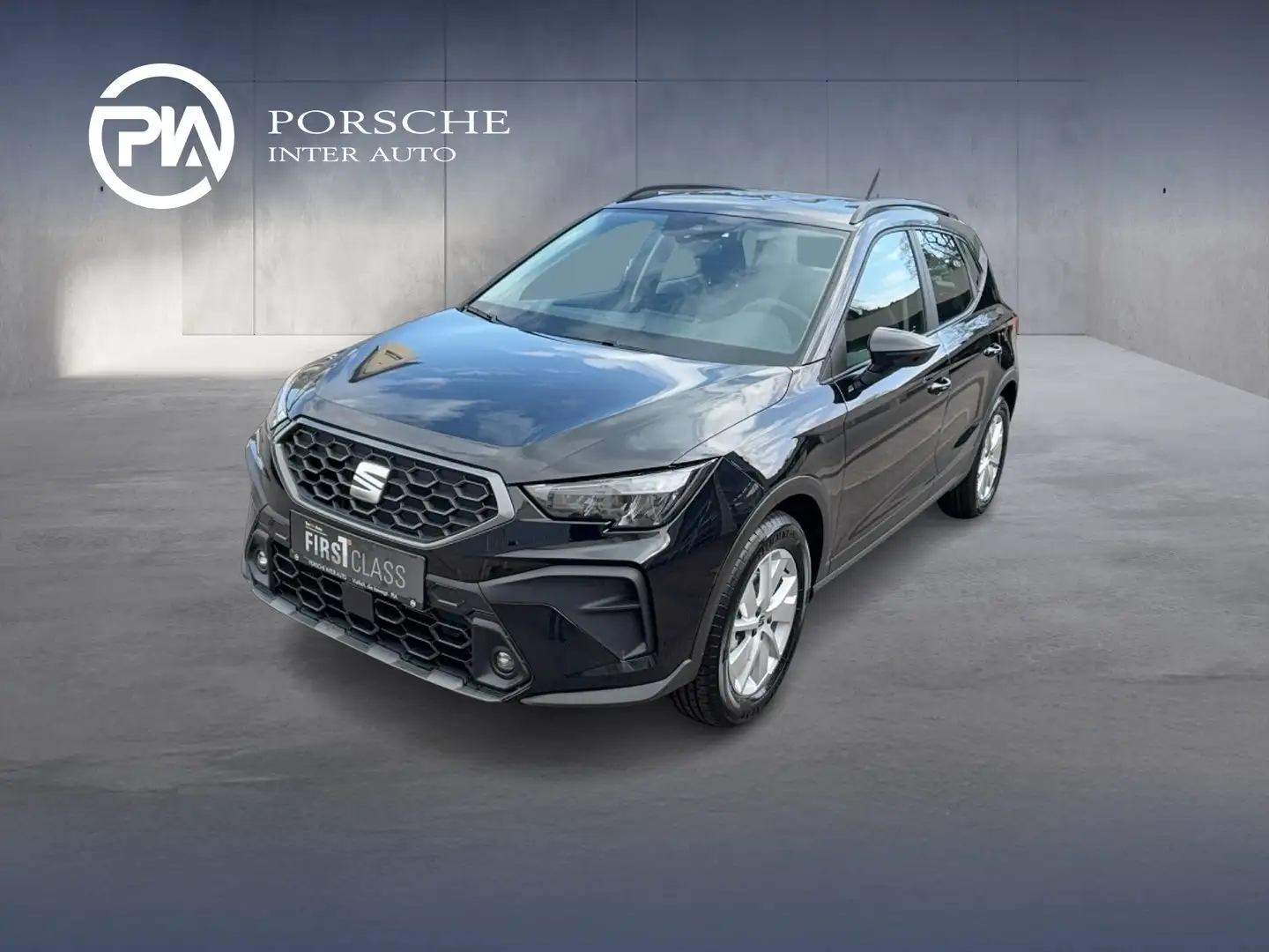 SEAT Arona Reference Edition 1.0 TSI Schwarz - 1