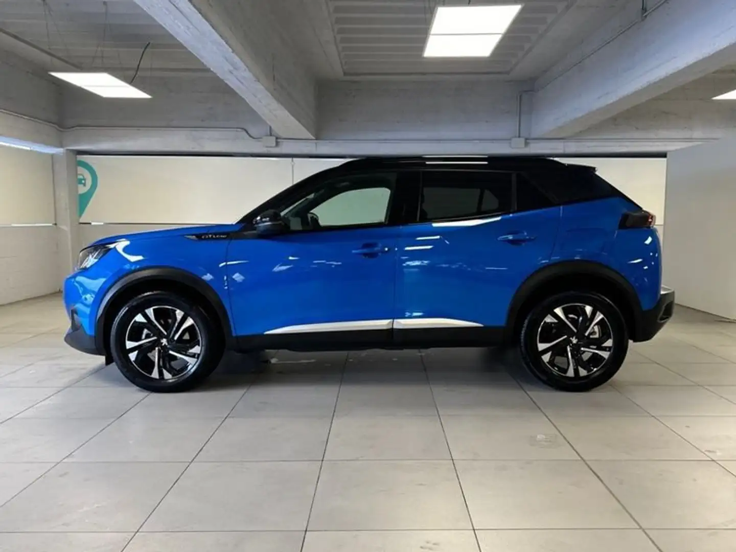 Peugeot 2008 PureTech 130 EAT8 GT Line S/S aut. Blauw - 2