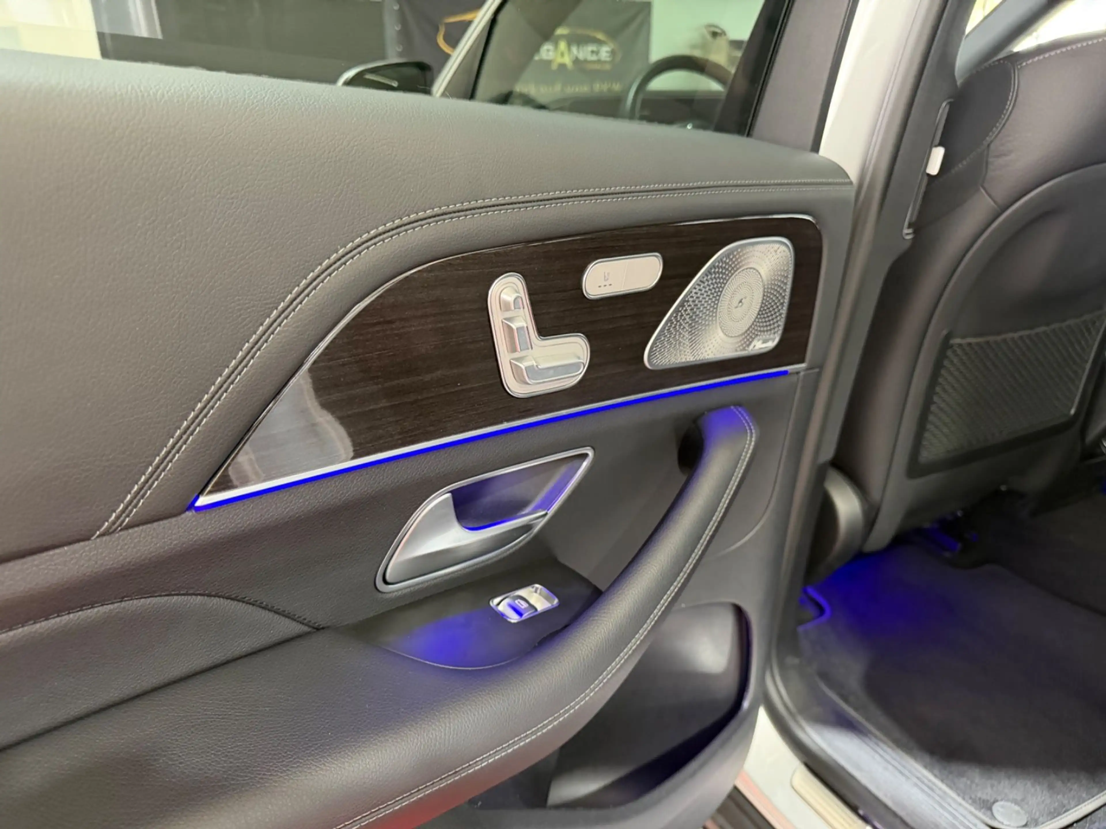 Mercedes-Benz GLS 580 4Matic*PANO*LED*360°KA*7-SITZ*AMBIENTE* — photo 15