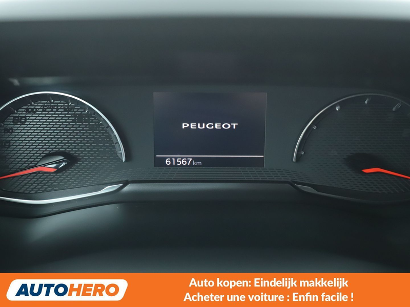 Peugeot 2008 1.2 PureTech Style — photo 6
