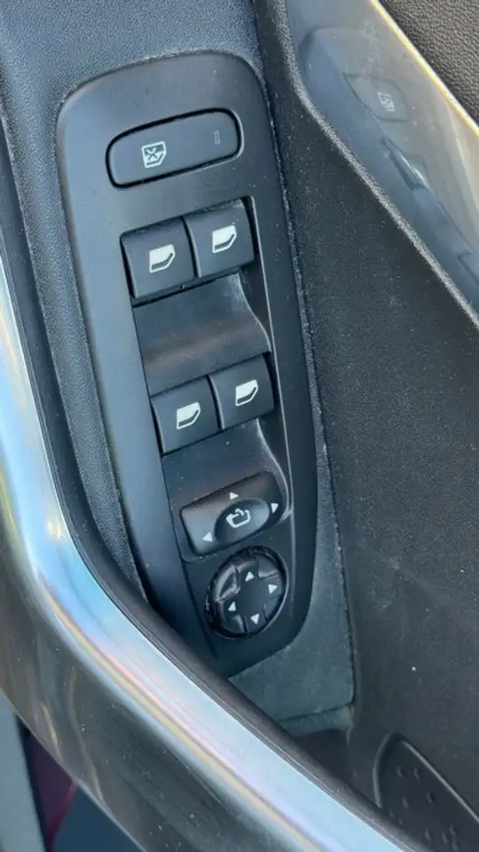 Peugeot 2008 2008 — photo 23