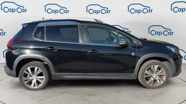 Peugeot 2008 view 4