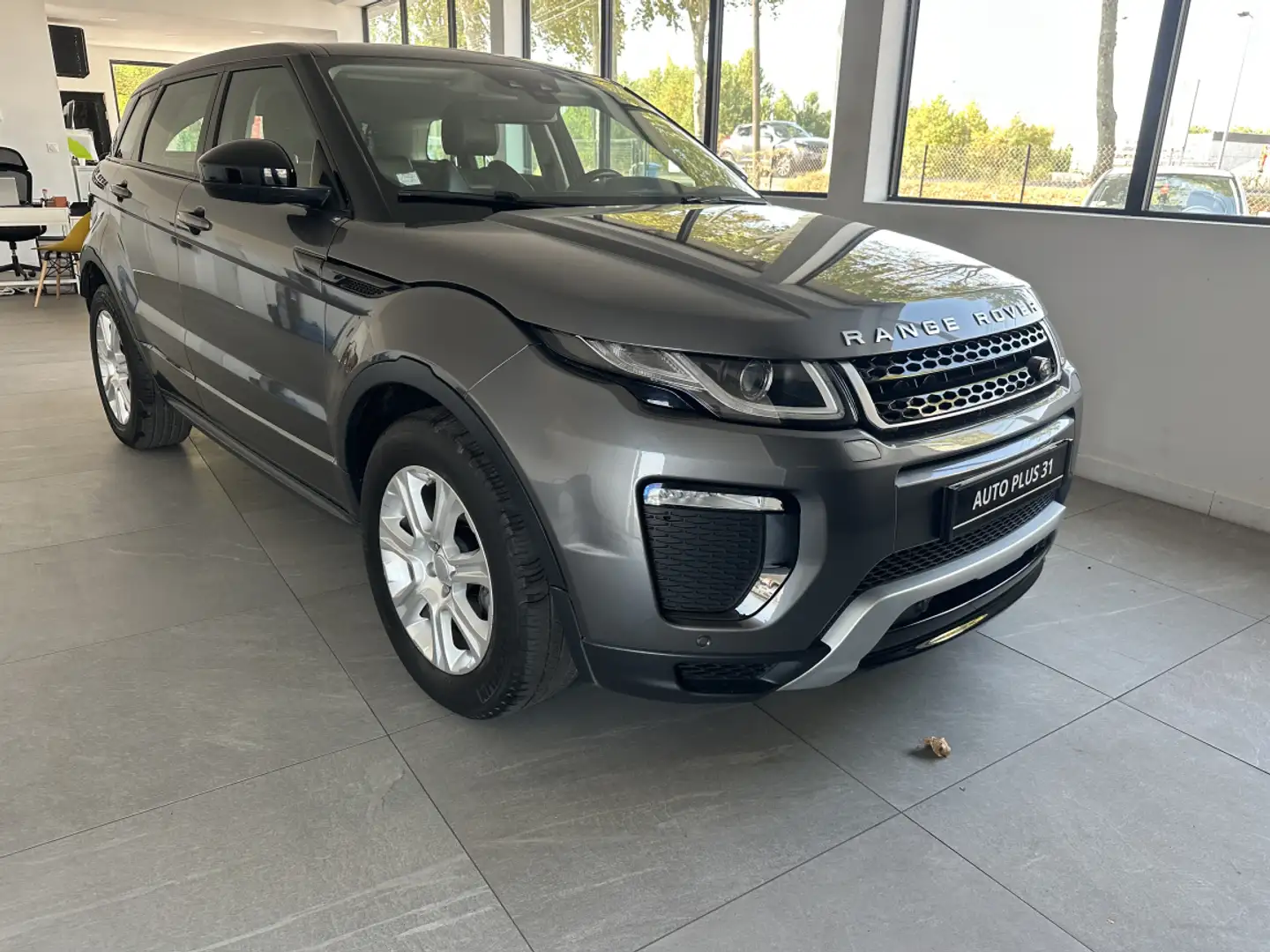 Land Rover Range Rover Evoque Mark IV TD4 150 e-Capability Executive - 2