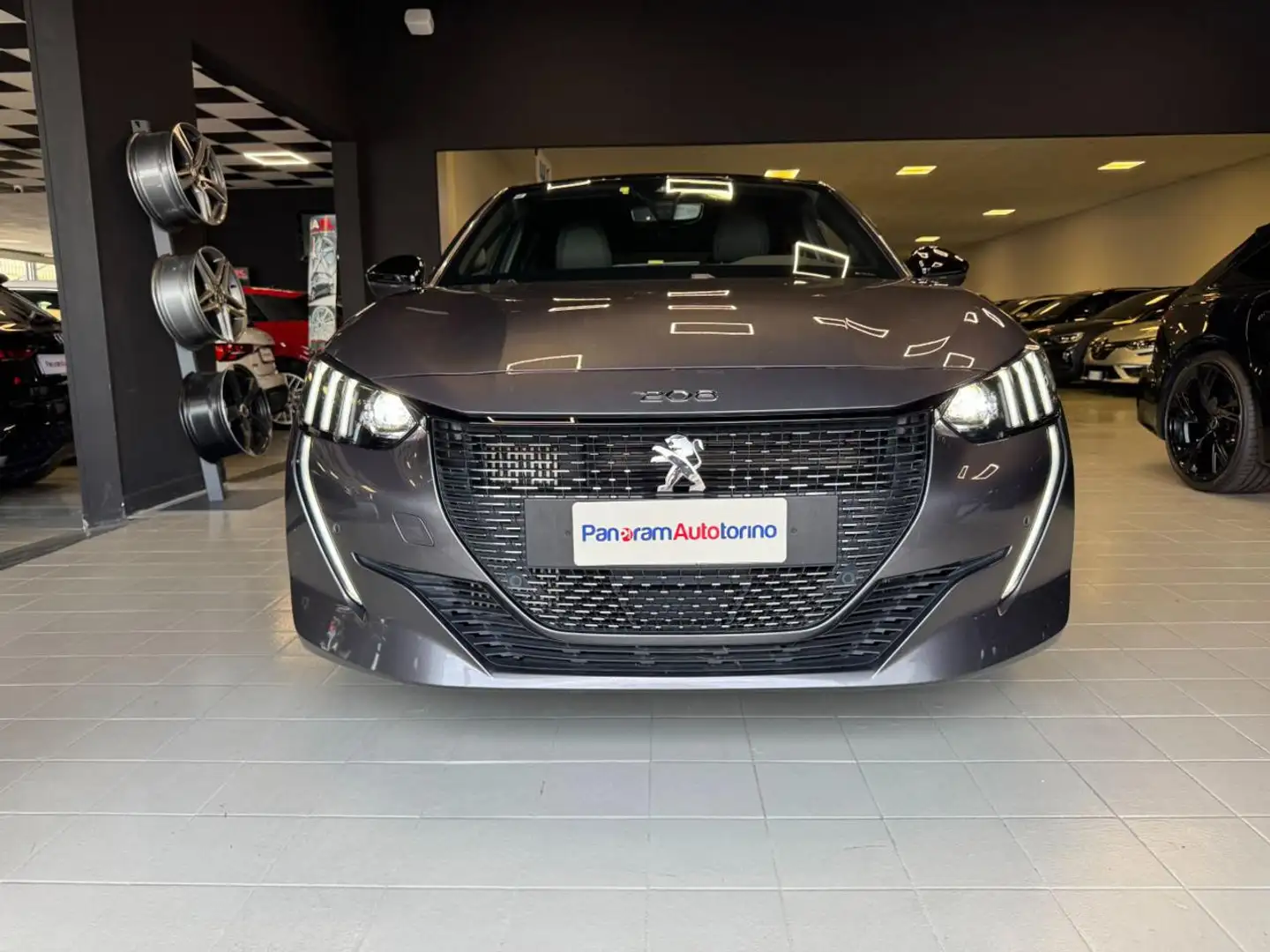 Peugeot 208 PureTech 100 Stop&Start 5 porte GT Grigio - 2