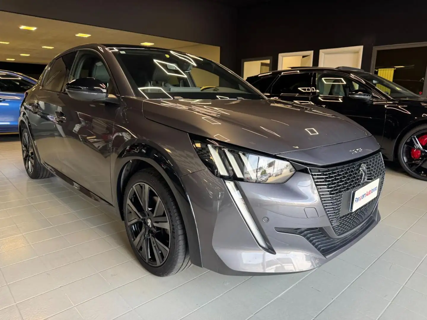 Peugeot 208 PureTech 100 Stop&Start 5 porte GT Grigio - 1