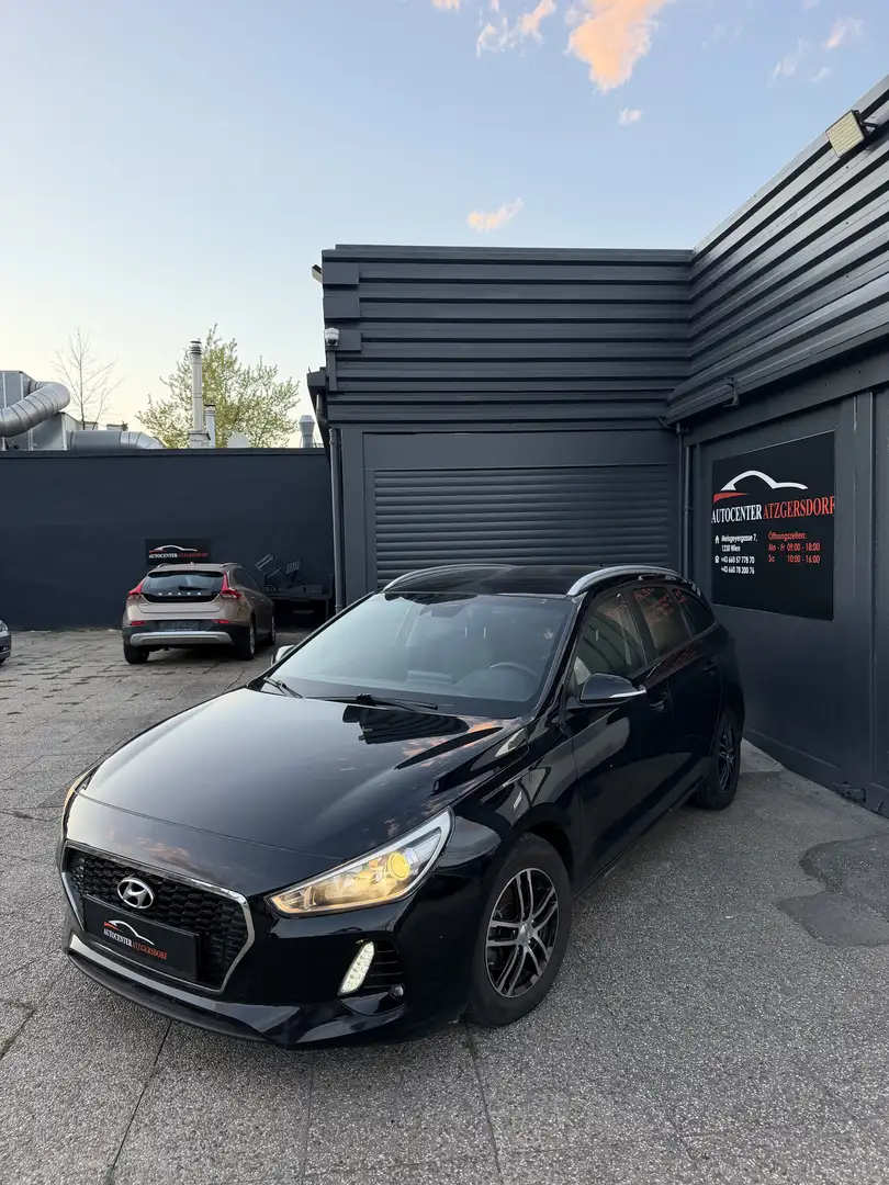 Hyundai i30 Select Schwarz - 2