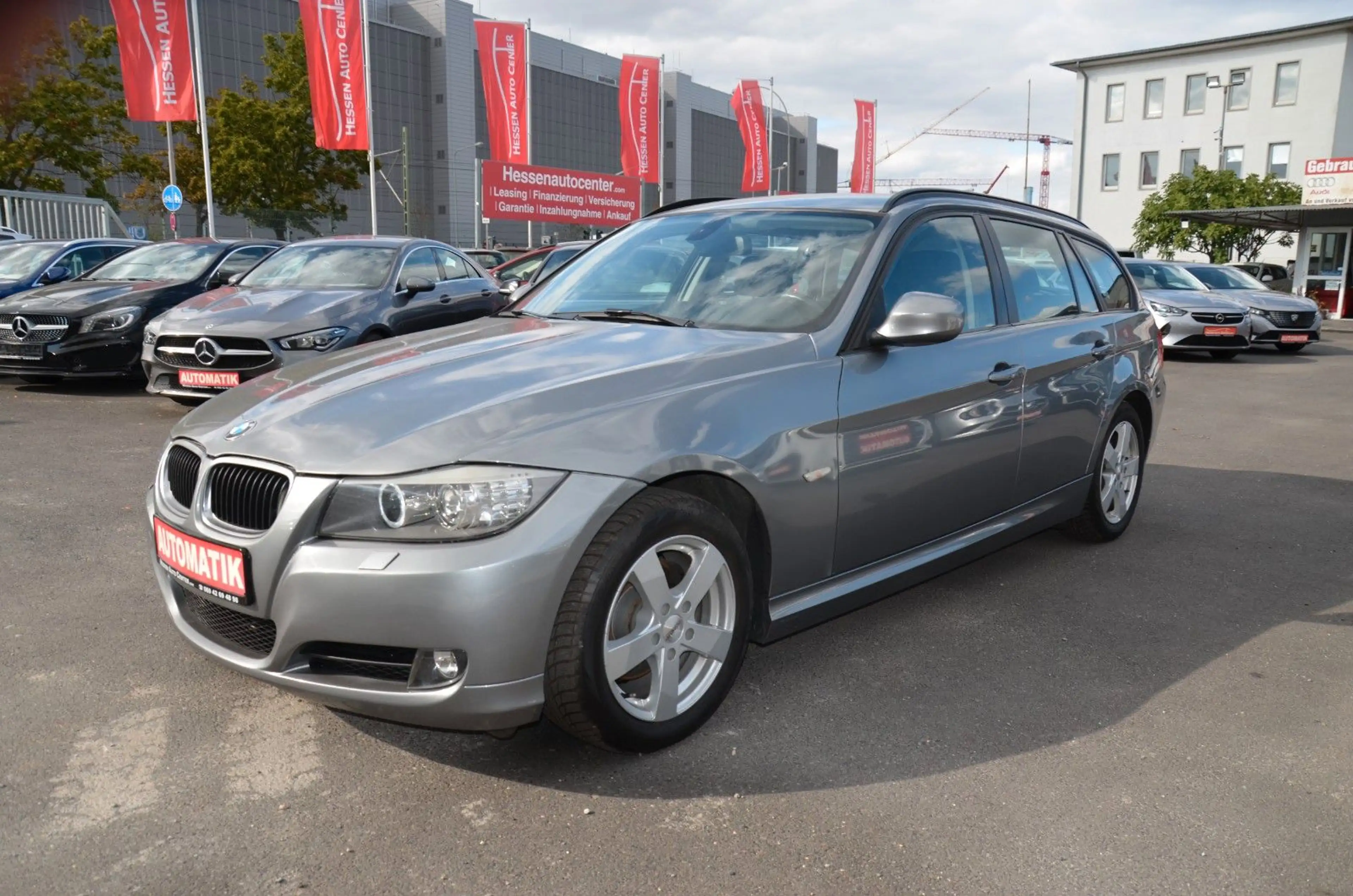 BMW 318 Touring*NAVI*XENON*TEMPO*PDC*SZH*TÜV*TOP