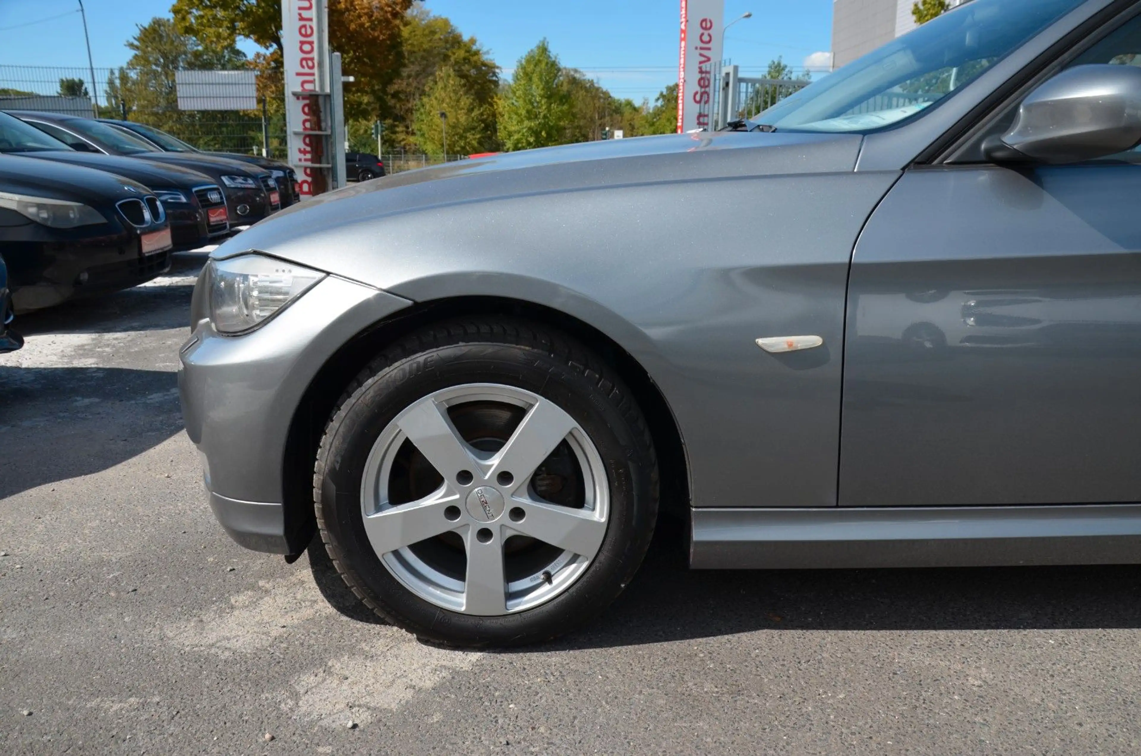 BMW 318 Touring*NAVI*XENON*TEMPO*PDC*SZH*TÜV*TOP — photo 10