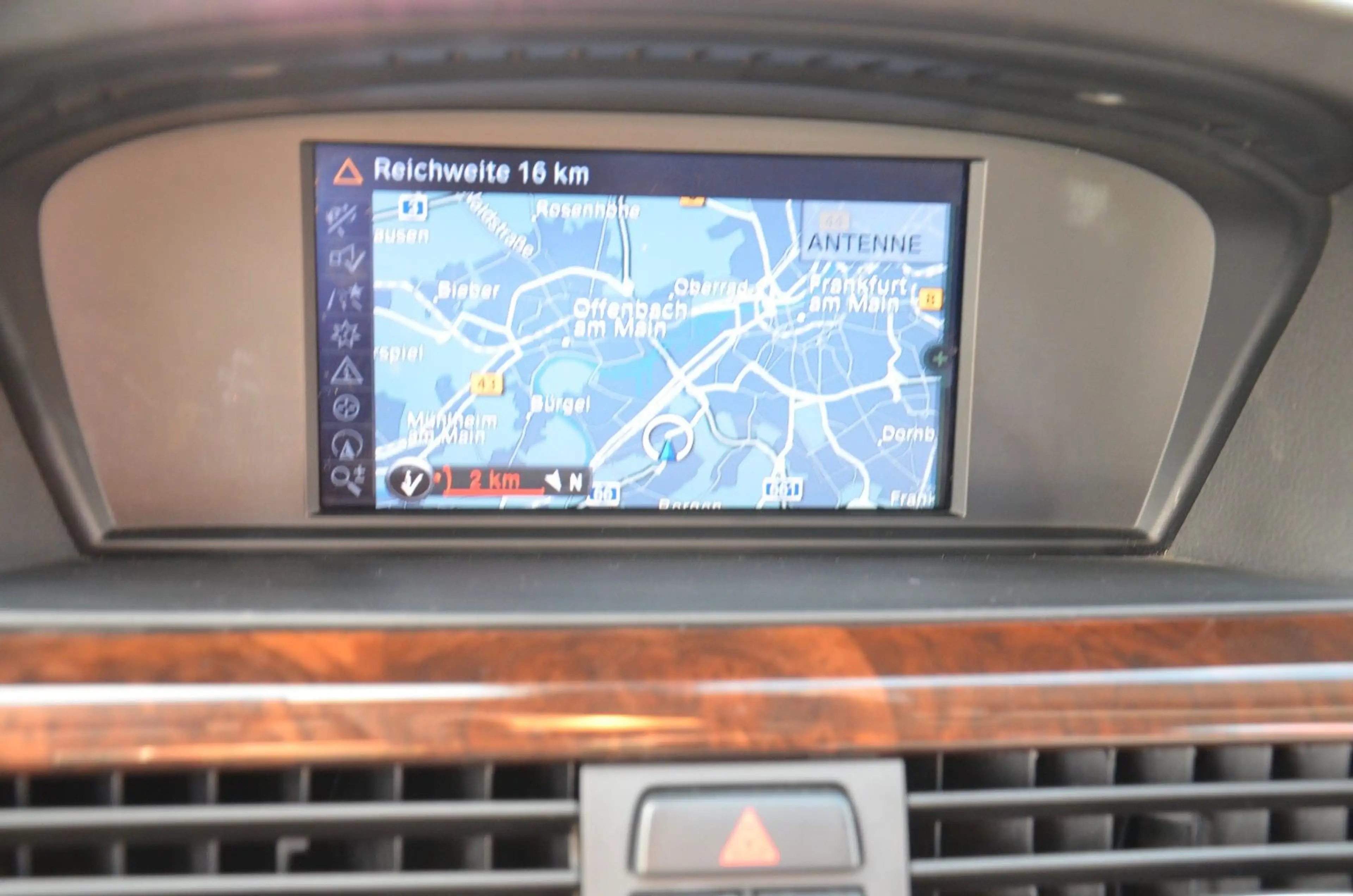 BMW 318 Touring*NAVI*XENON*TEMPO*PDC*SZH*TÜV*TOP — photo 15