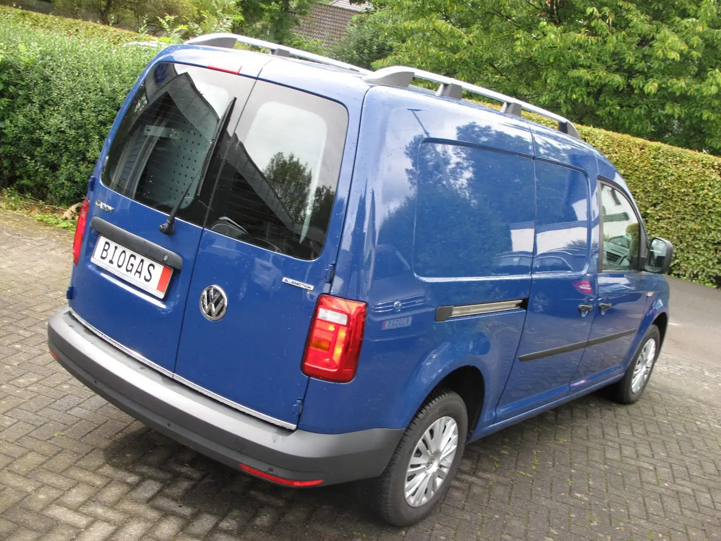 Volkswagen Caddy 1,4TGI Maxi CNG Standheizg Sortimo KAM Blau - 2