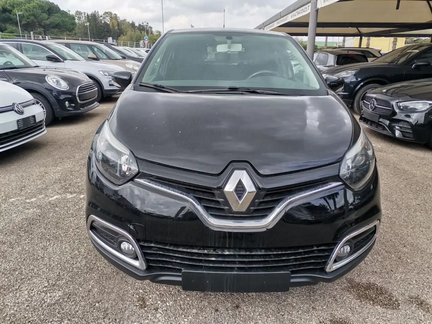 Renault Captur 1.5 dCi 8V 90 CV Start&Stop Live Schwarz - 2