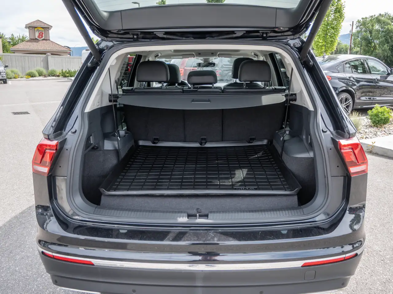 Volkswagen Tiguan снимка Volkswagen Tiguan