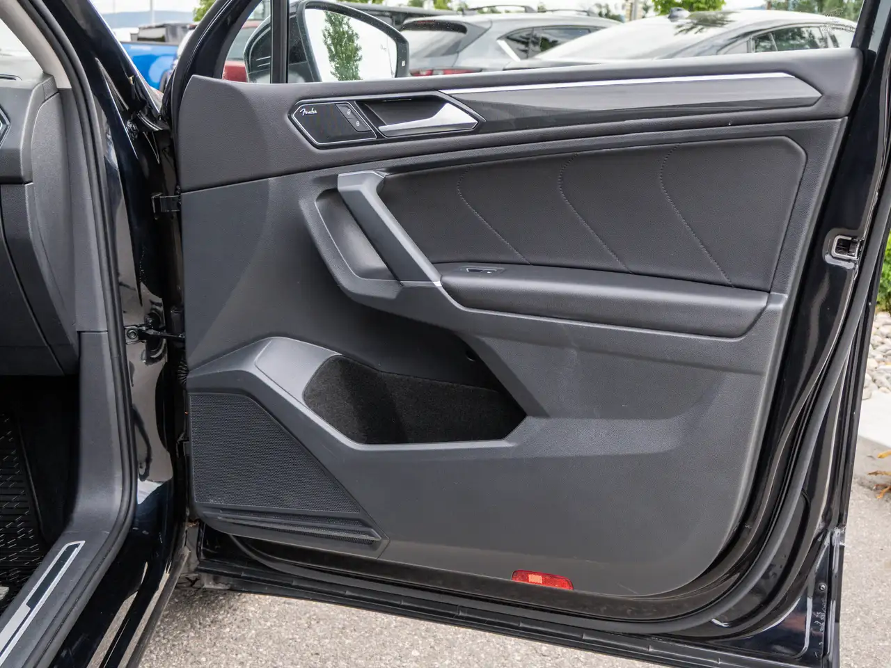 Volkswagen Tiguan снимка Volkswagen Tiguan