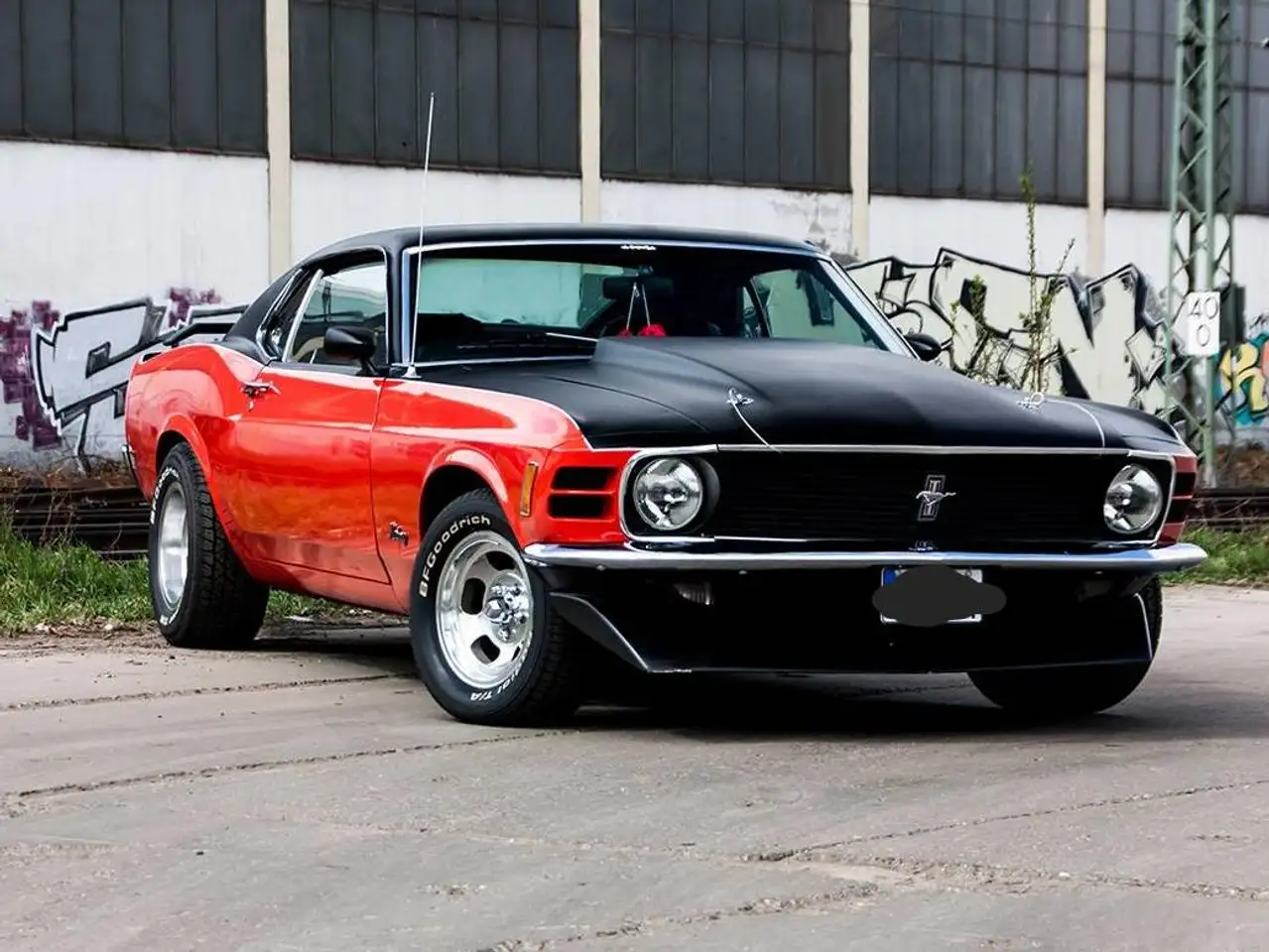 Ford Mustang Sportsroof, foto 1