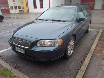 V70 2.4 d5 Momentum 163cv auto