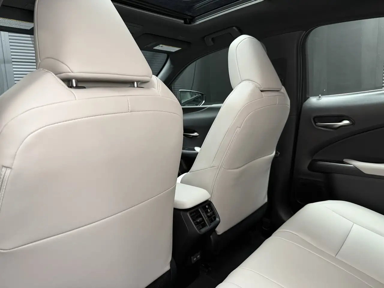 Lexus UX fotografie Lexus UX