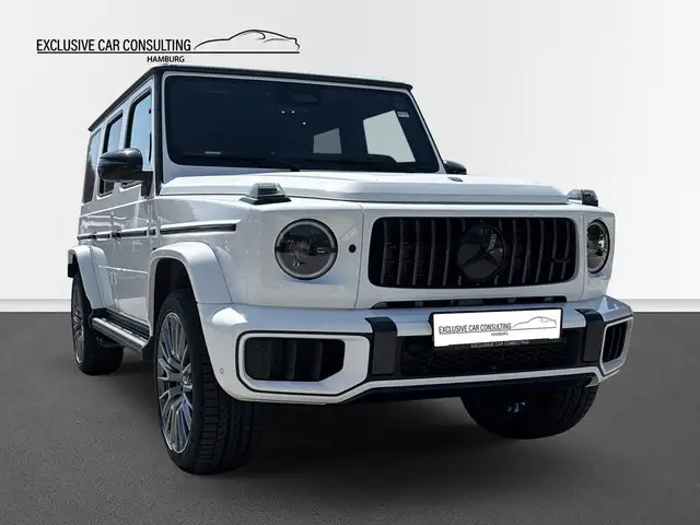 Mercedes-Benz G-Class view 3