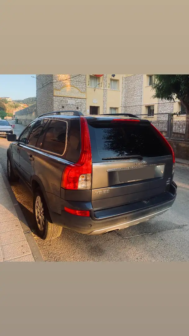 Volvo XC90 Gris - 1