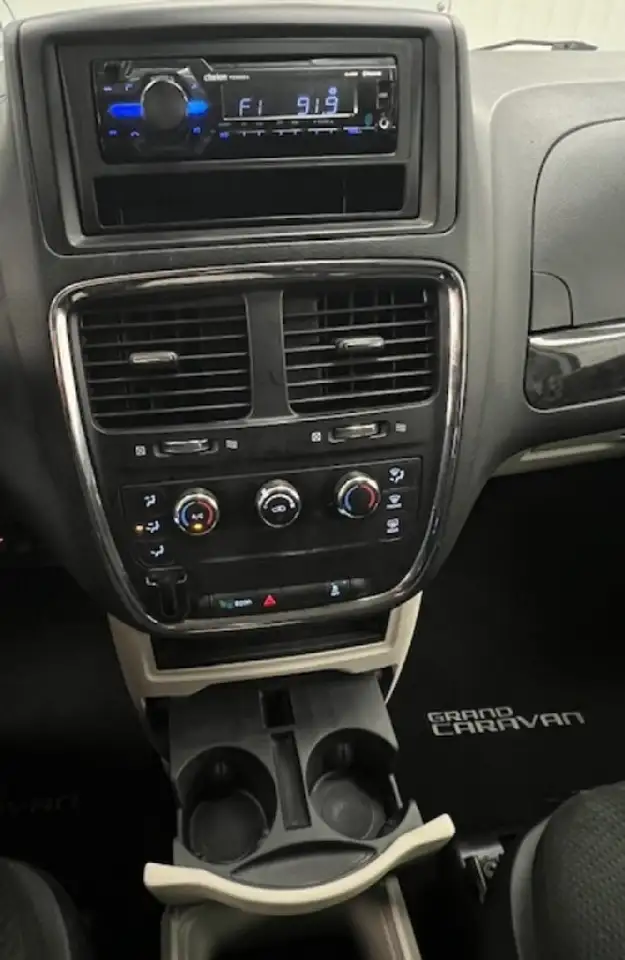 Dodge Grand Caravan снимка Dodge Grand Caravan