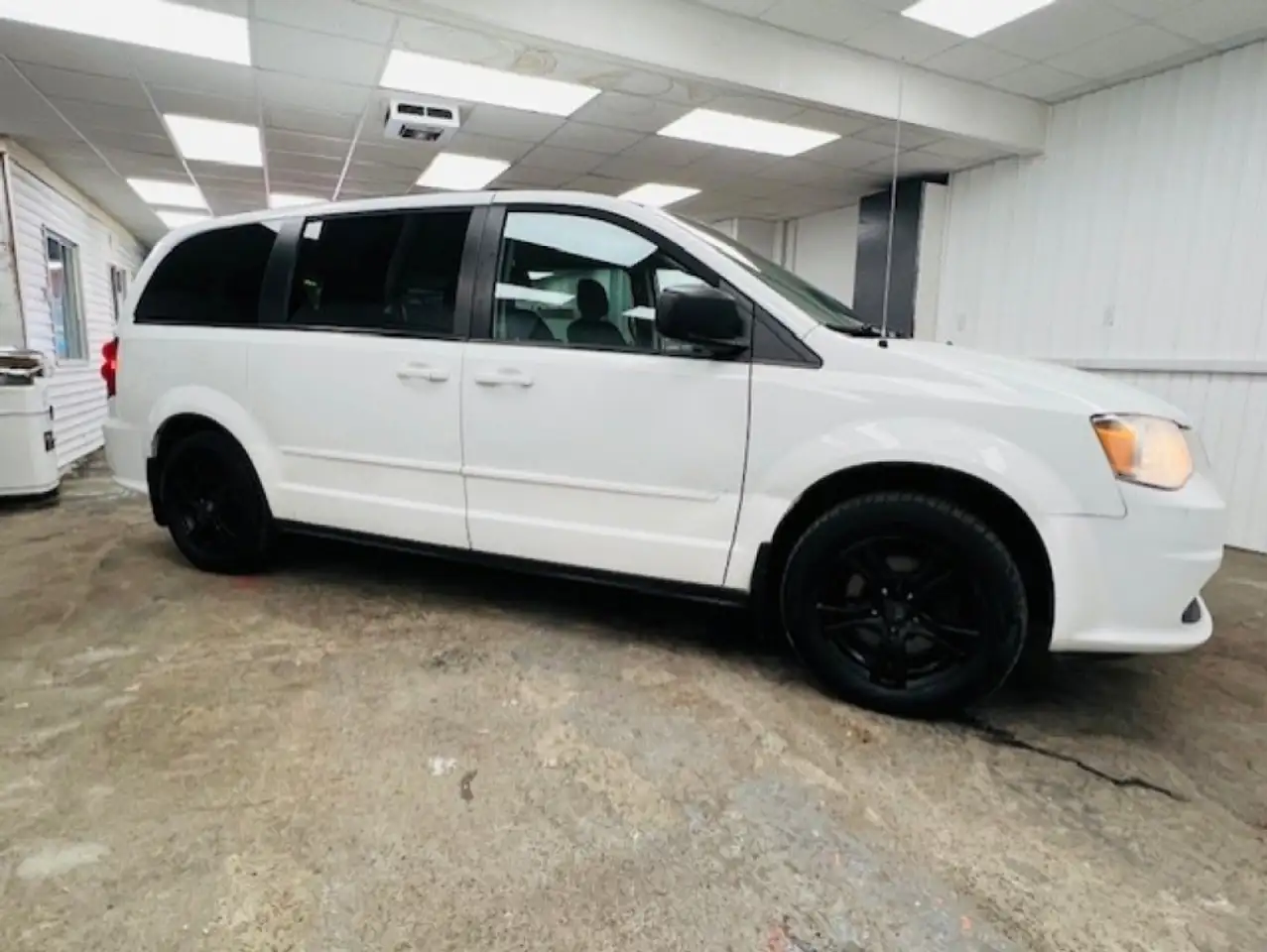 Dodge Grand Caravan снимка Dodge Grand Caravan