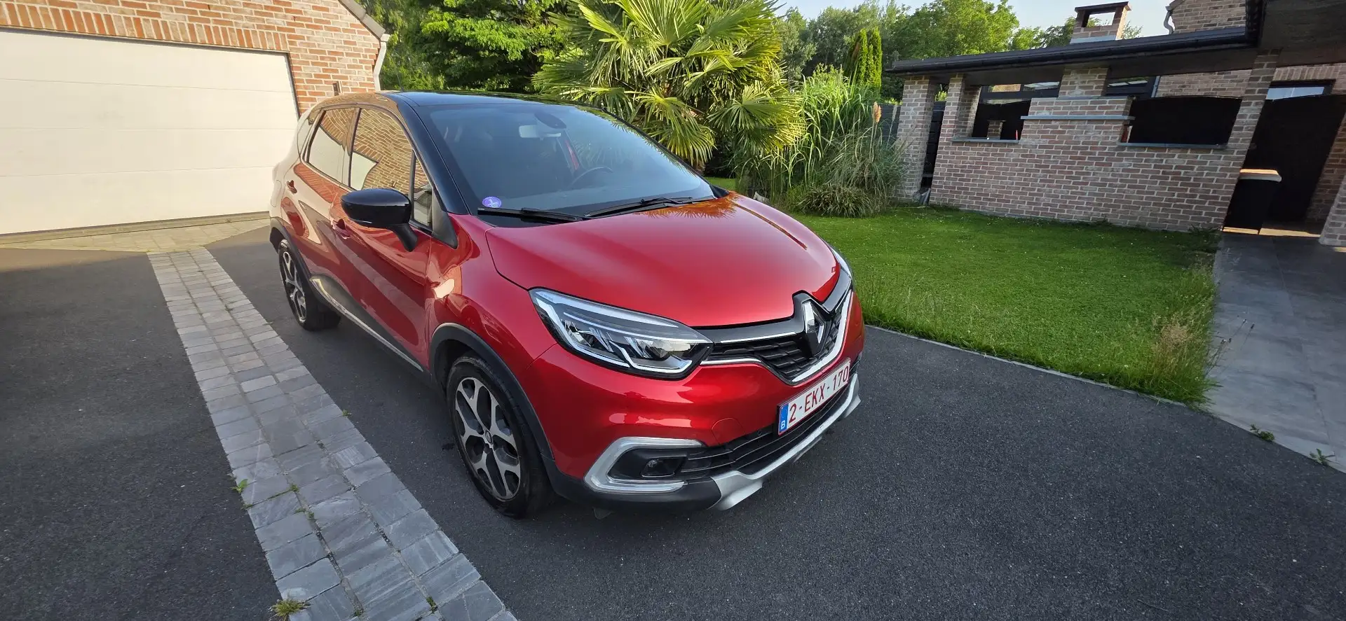Renault Captur 1.2 TCe Intens EDC - 1