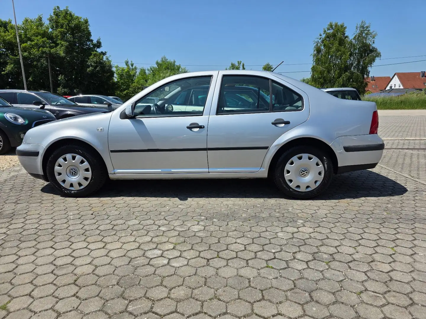Volkswagen Bora Lim. Basis / TÜV Neu Argintiu - 2