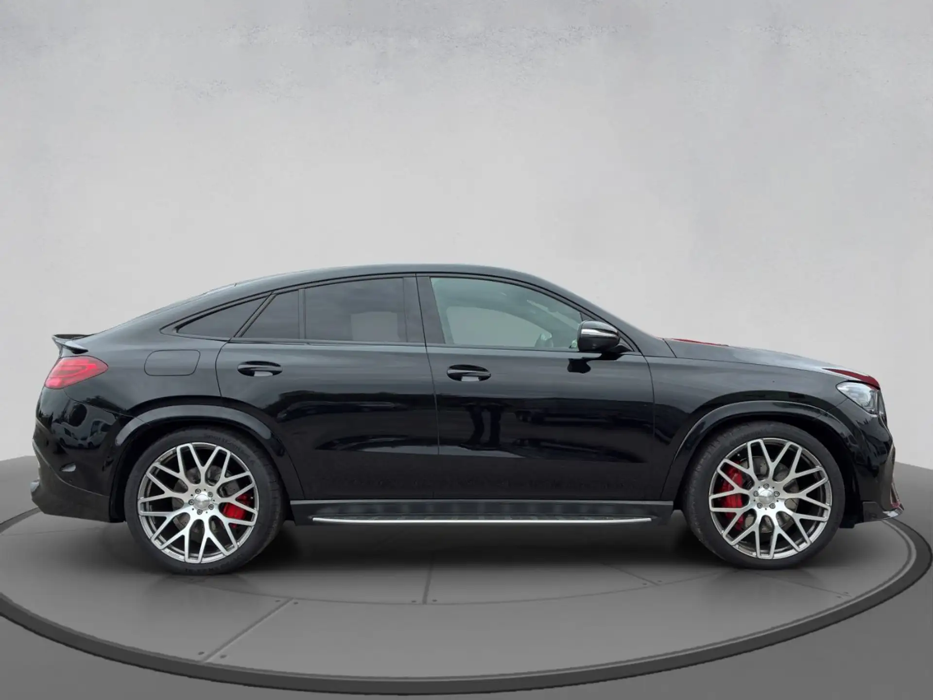 벤츠 GLE-클래스 63 AMG S 2025 검정 사진 5