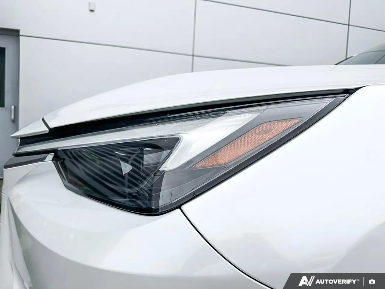 Lexus TX снимка Lexus TX