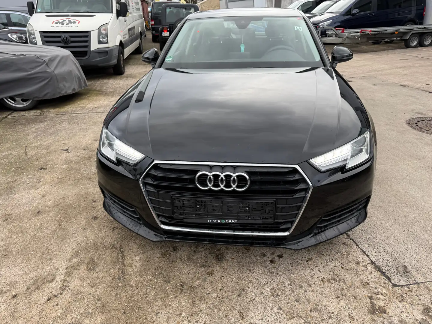 Audi A4 Schwarz - 2
