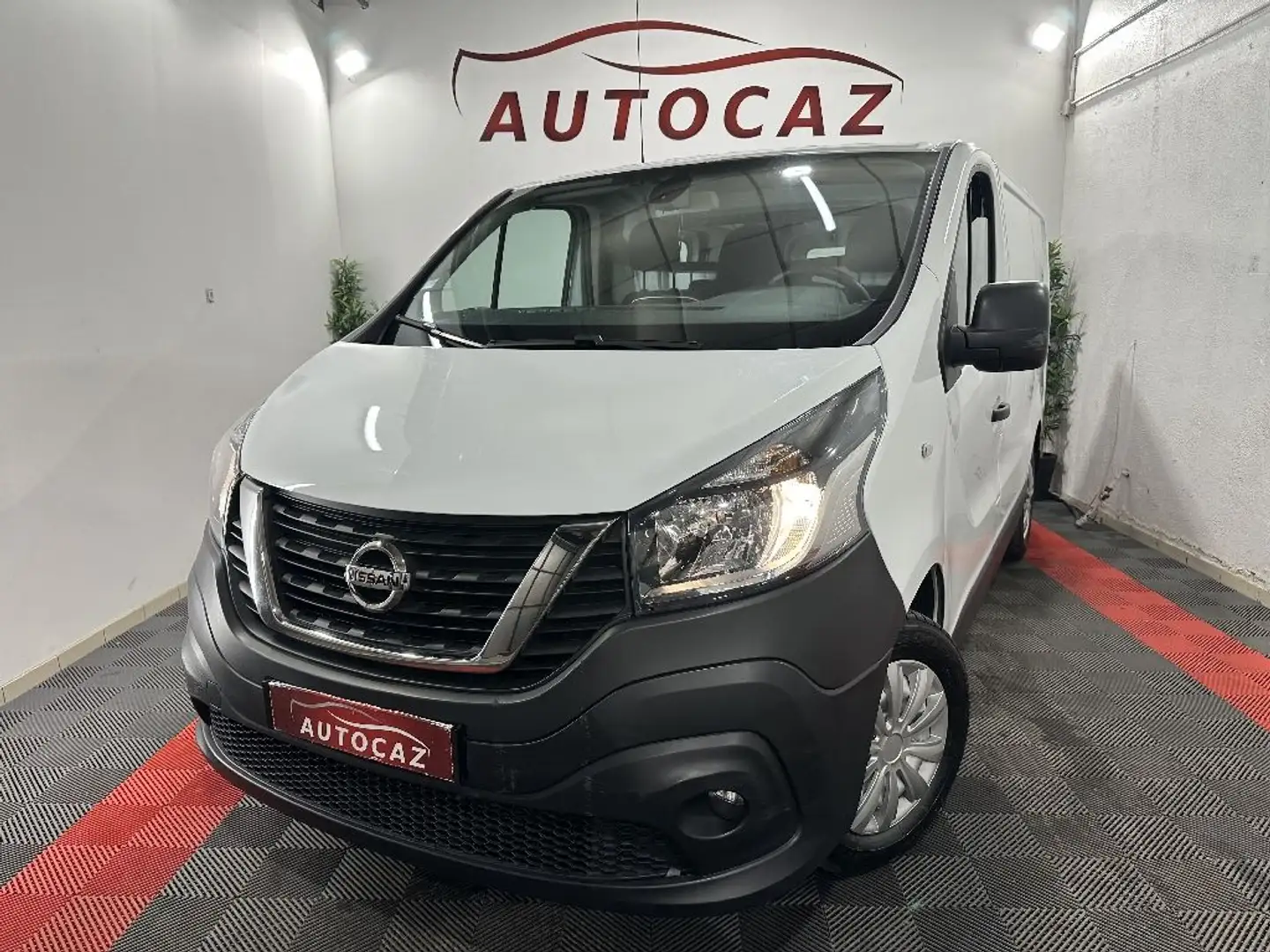 Nissan NV300 FOURGON L1H1 DCI 95 OPTIMA Белый - 1
