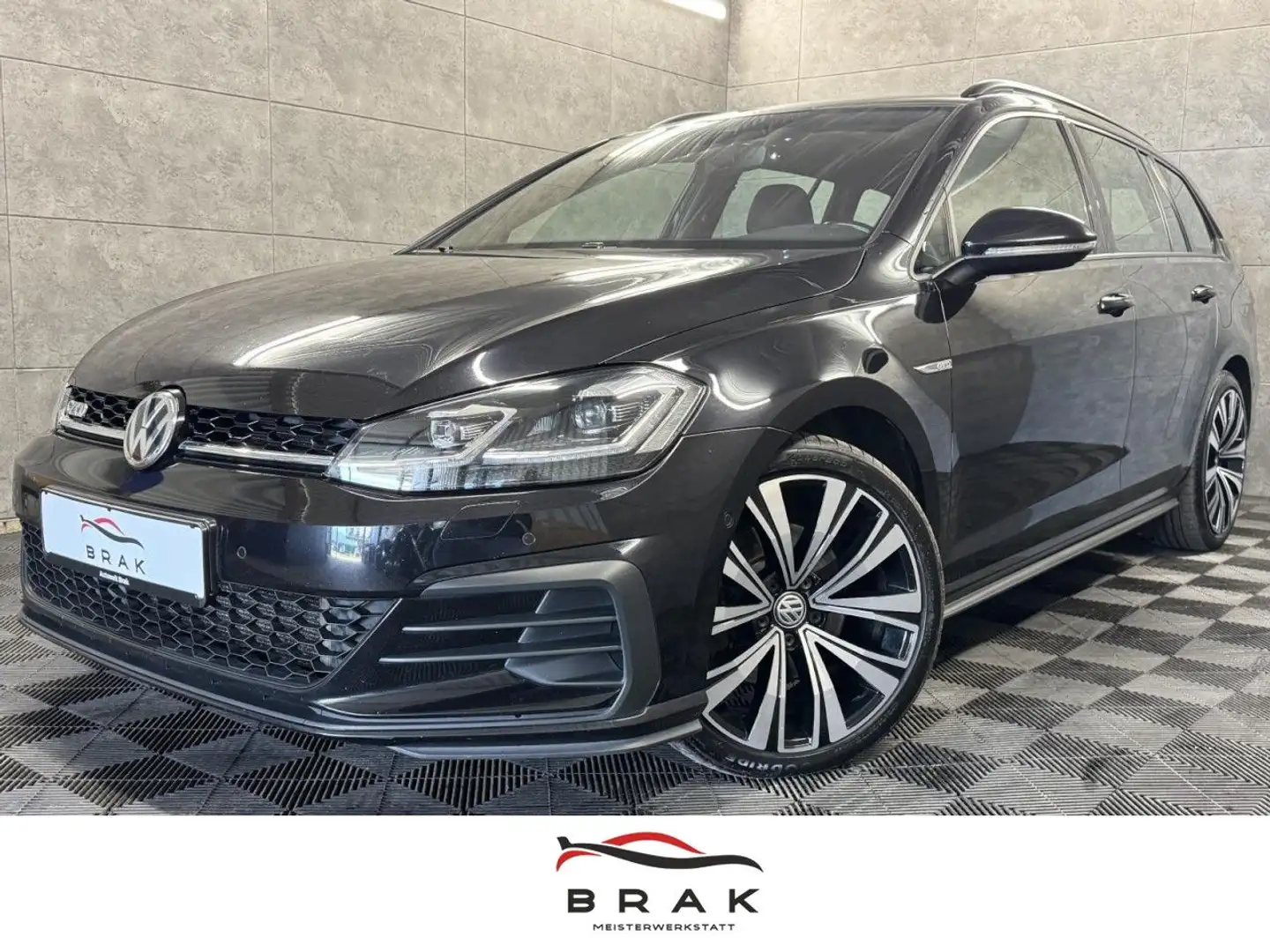 Volkswagen Golf VII Variant GTD LED*NAVI*ACC*PANO*DSG*VIRT Noir - 1