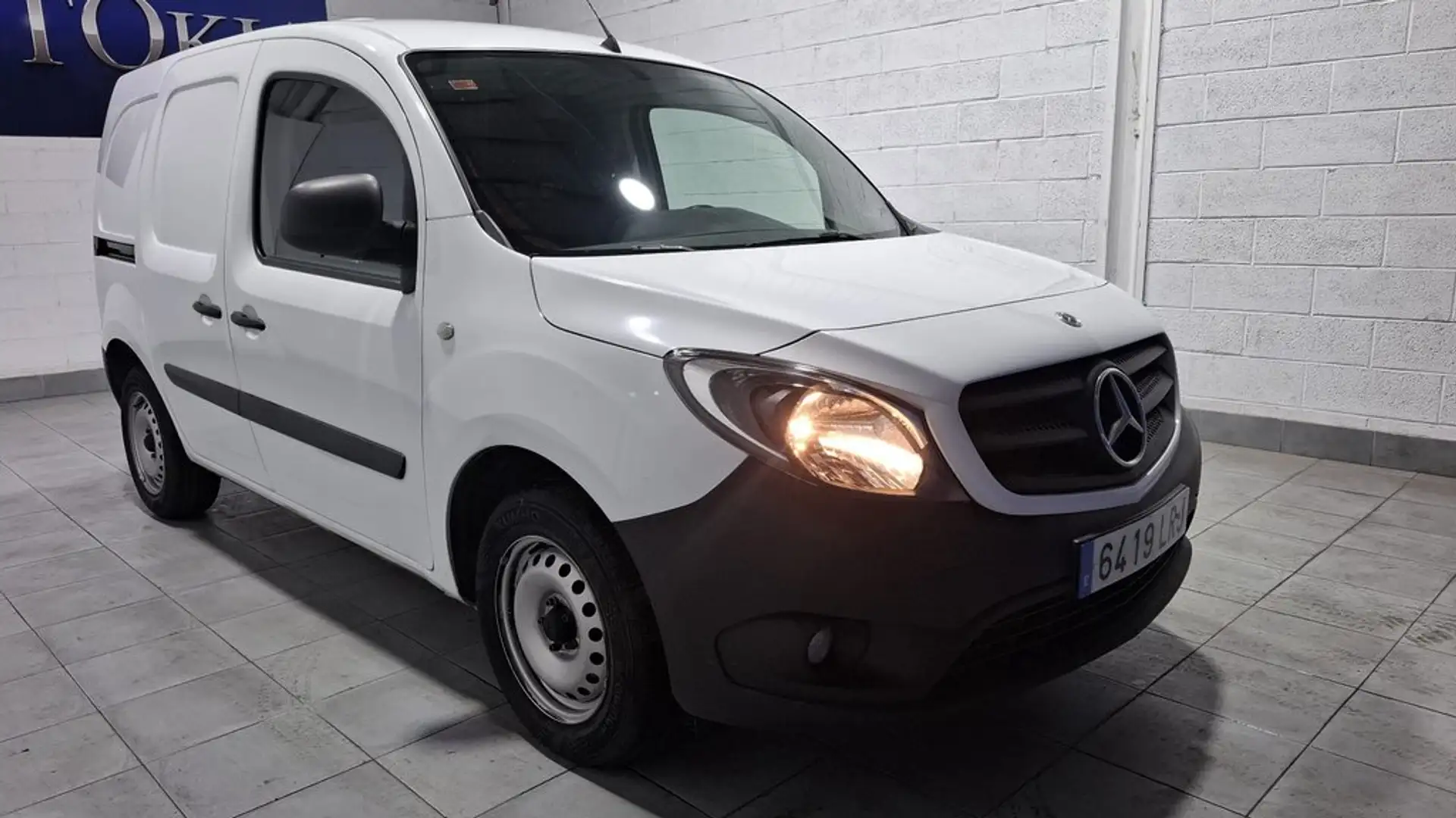 Mercedes-Benz Citan 109 CDI Furgón Largo Weiß - 2