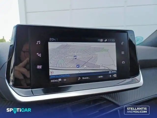 Peugeot 2008 view 15