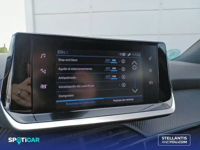 Peugeot 2008 view 14