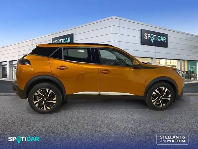 Peugeot 2008 view 4
