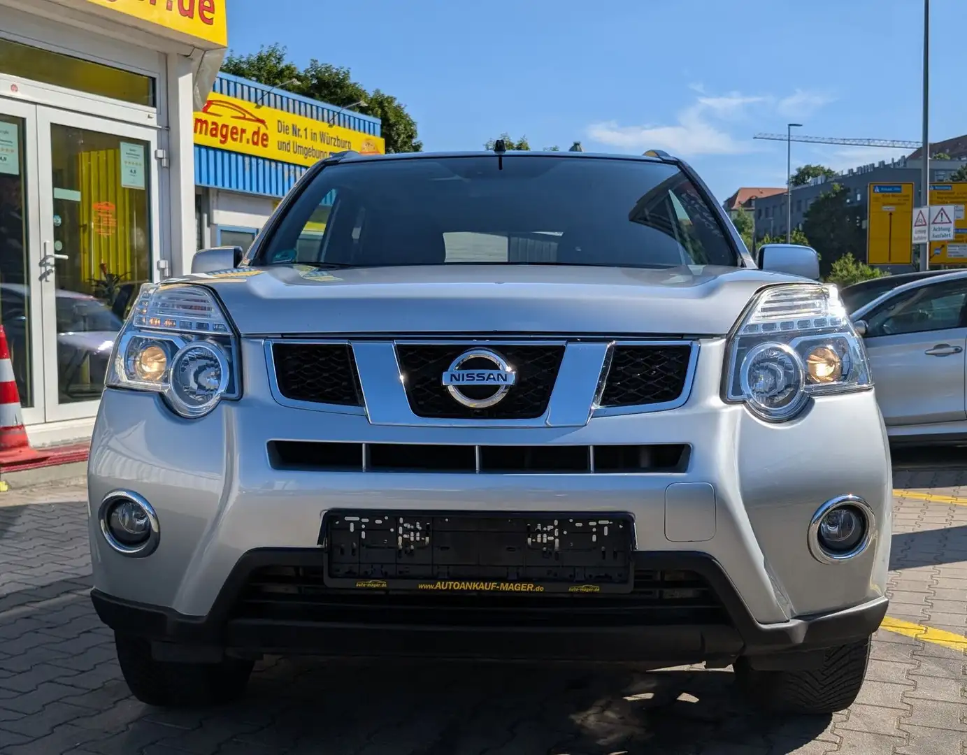 Nissan X-Trail 4x4*Temp*AHK*360°*KeyGo*Navi*SD*TüvNeu* Argintiu - 2