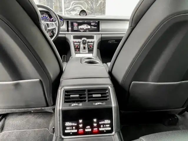 Porsche Panamera 4 E-Hybrid Sport Turismo Aut. Ansicht 17