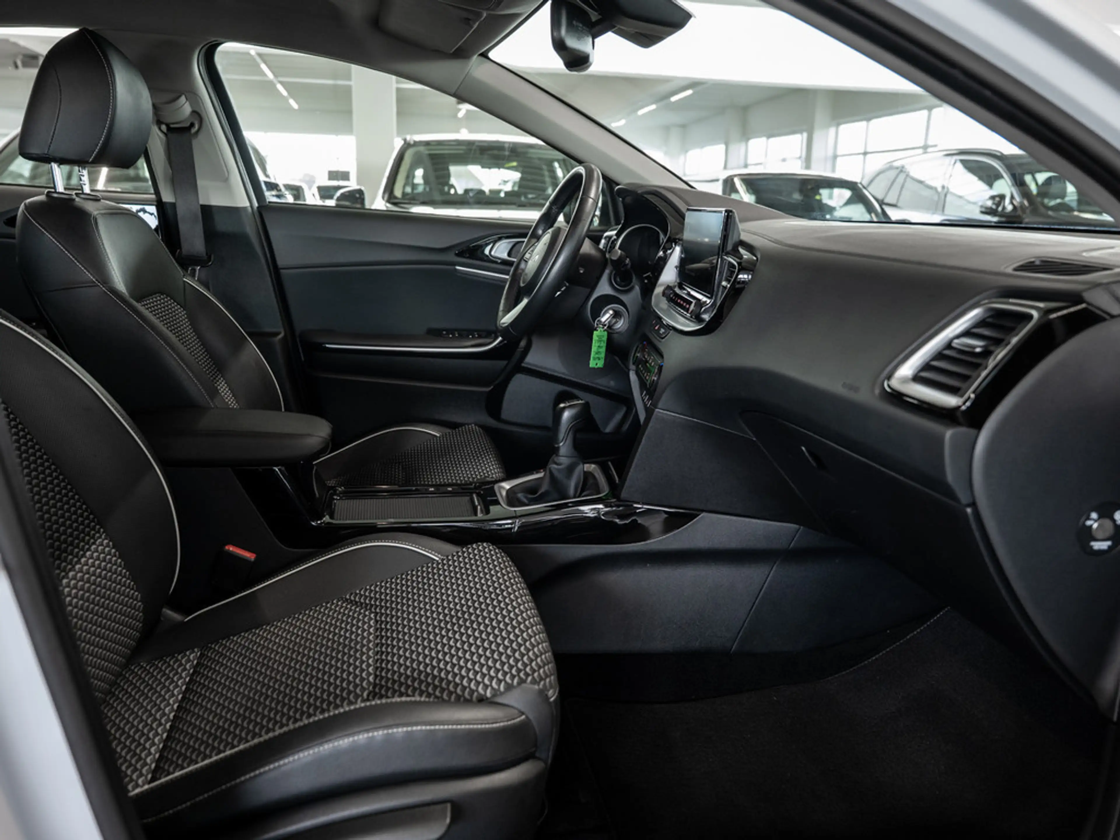 Kia XCeed 1.5 T-GDI JBL Sound Edition LED NAVI — photo 8