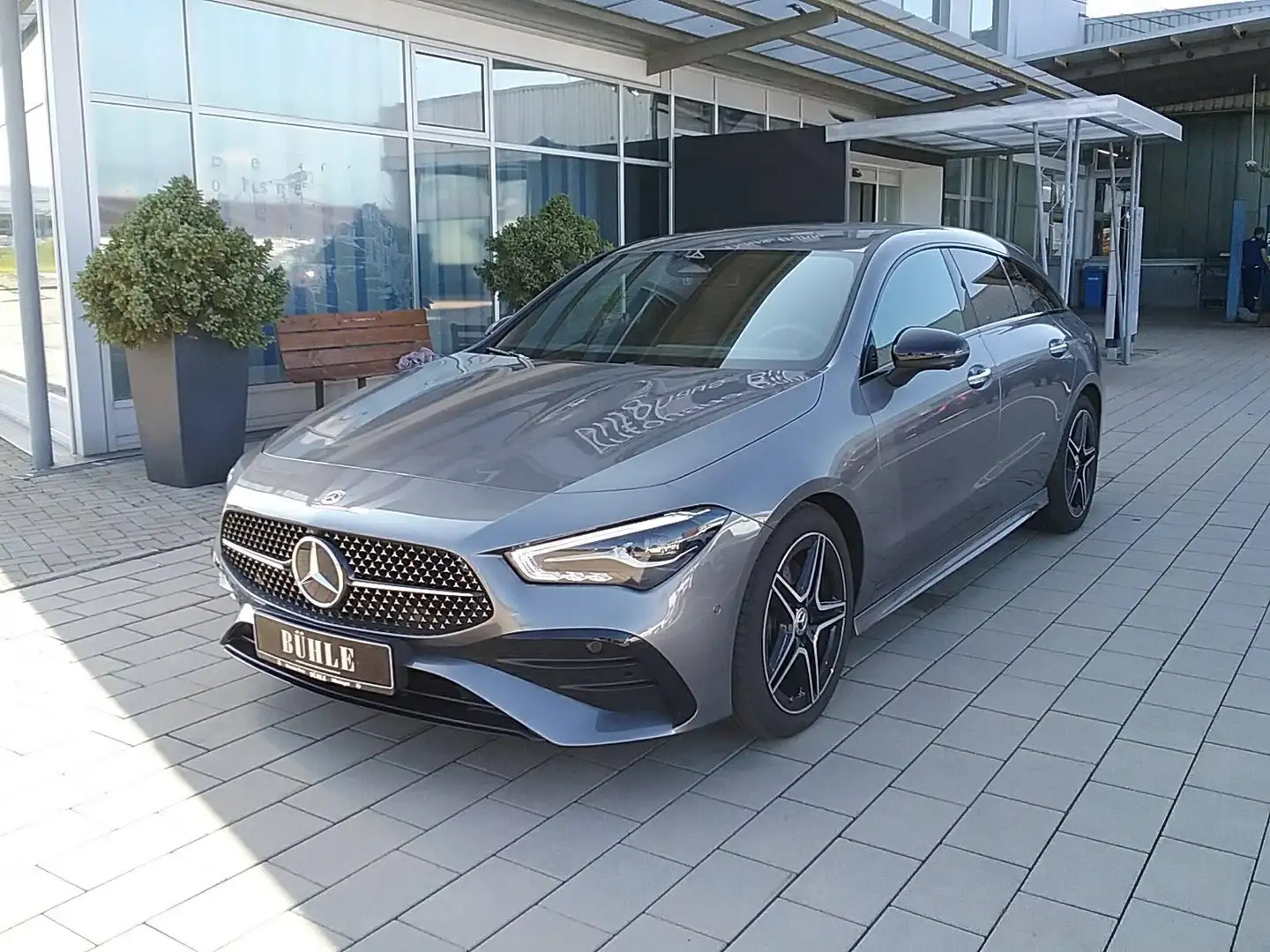 Mercedes-Benz CLA 200 SHOOTING BRAKE+AMG+NIGHT+AHK+360° KAMERA+MBUX NAVI Grau - 1