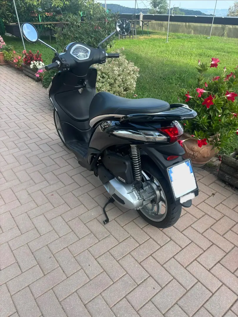 Piaggio Liberty 125 Noir - 2