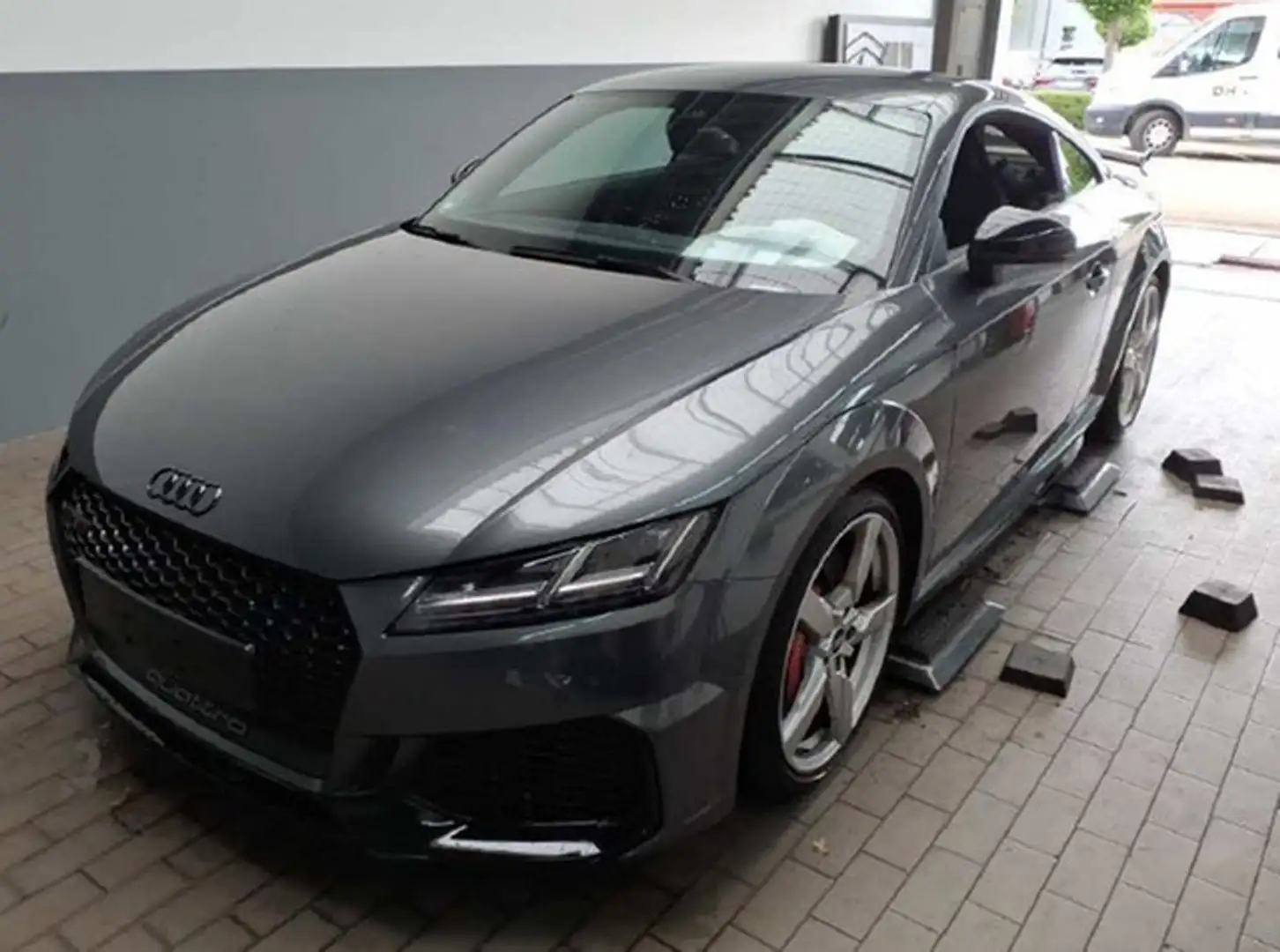 Audi TT RS Coupe 2.5 TFSI qu S tronic Matrix Navi B&O Grau - 1