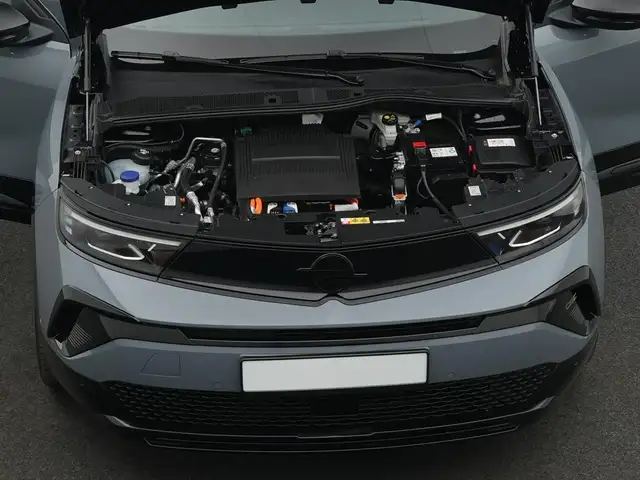 Opel Mokka-E view 7