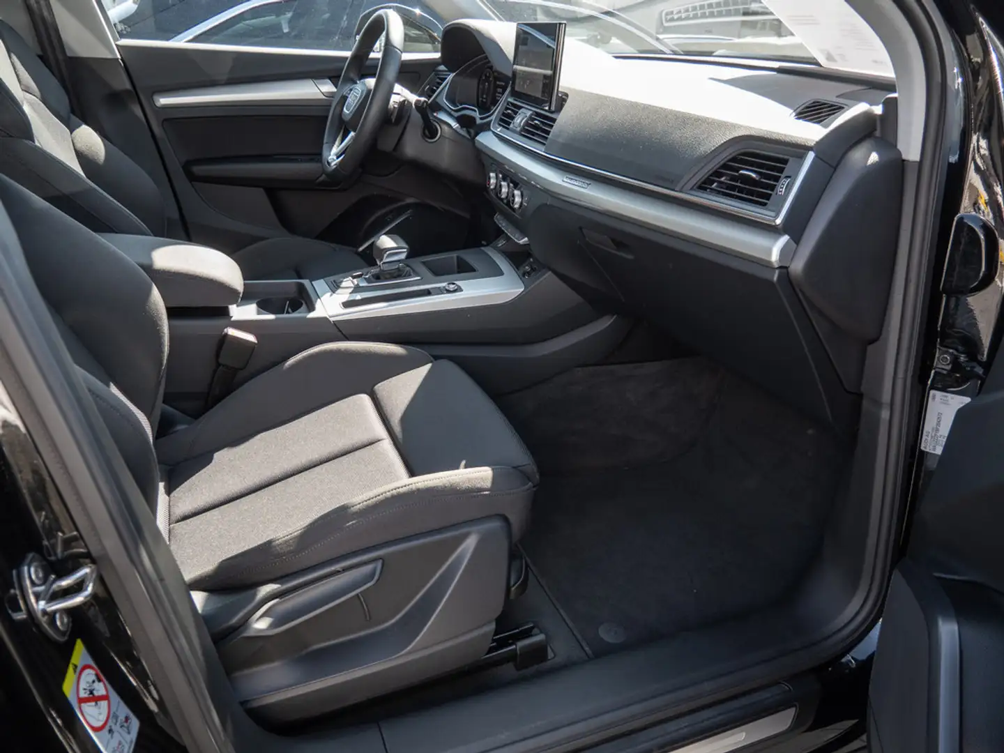 Audi Q5 40 TDI quattro KLIMA PDC SHZ NAVI ACC LED Nero - 2