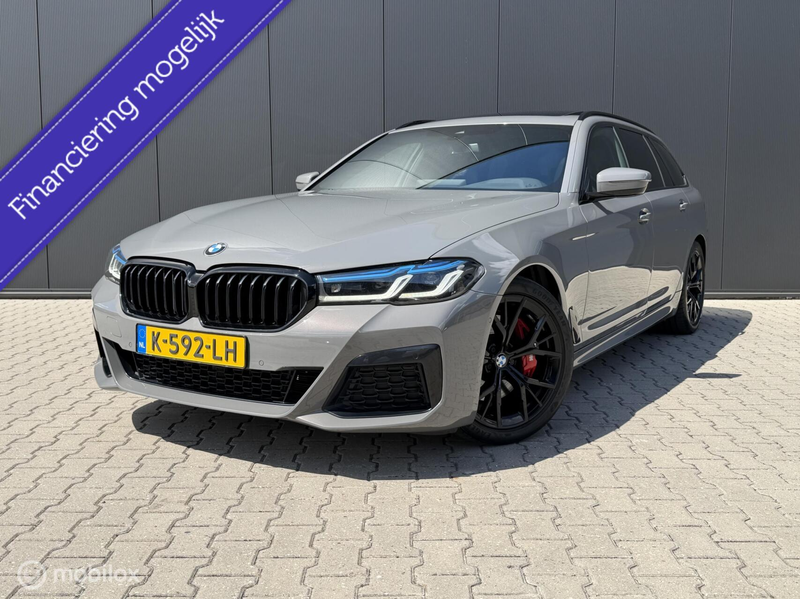 BMW 530 5-serie Touring 530i Touring M-pakket/Pano/Exklusi
