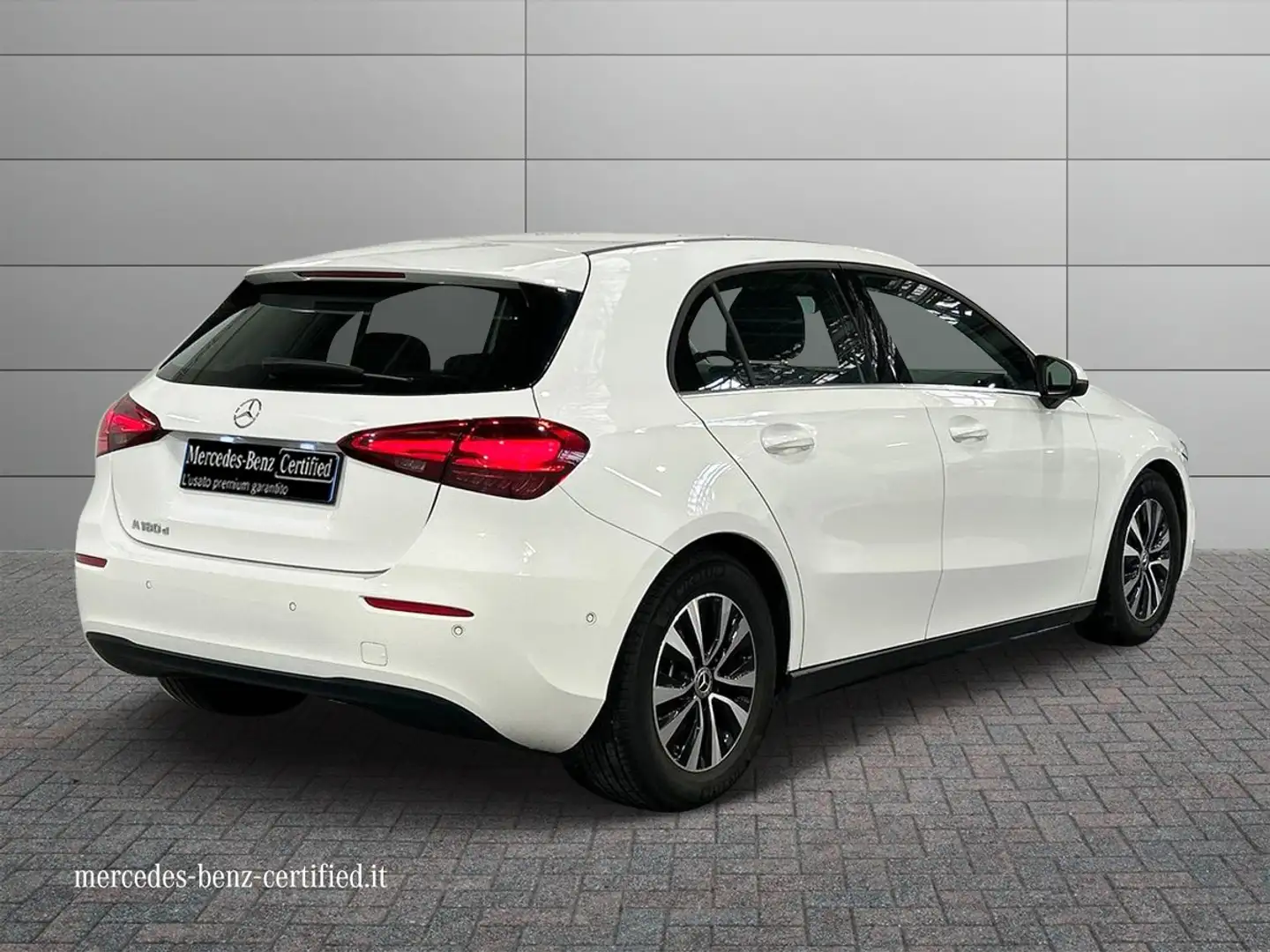 Mercedes-Benz A 180 d Advanced auto Bianco - 2