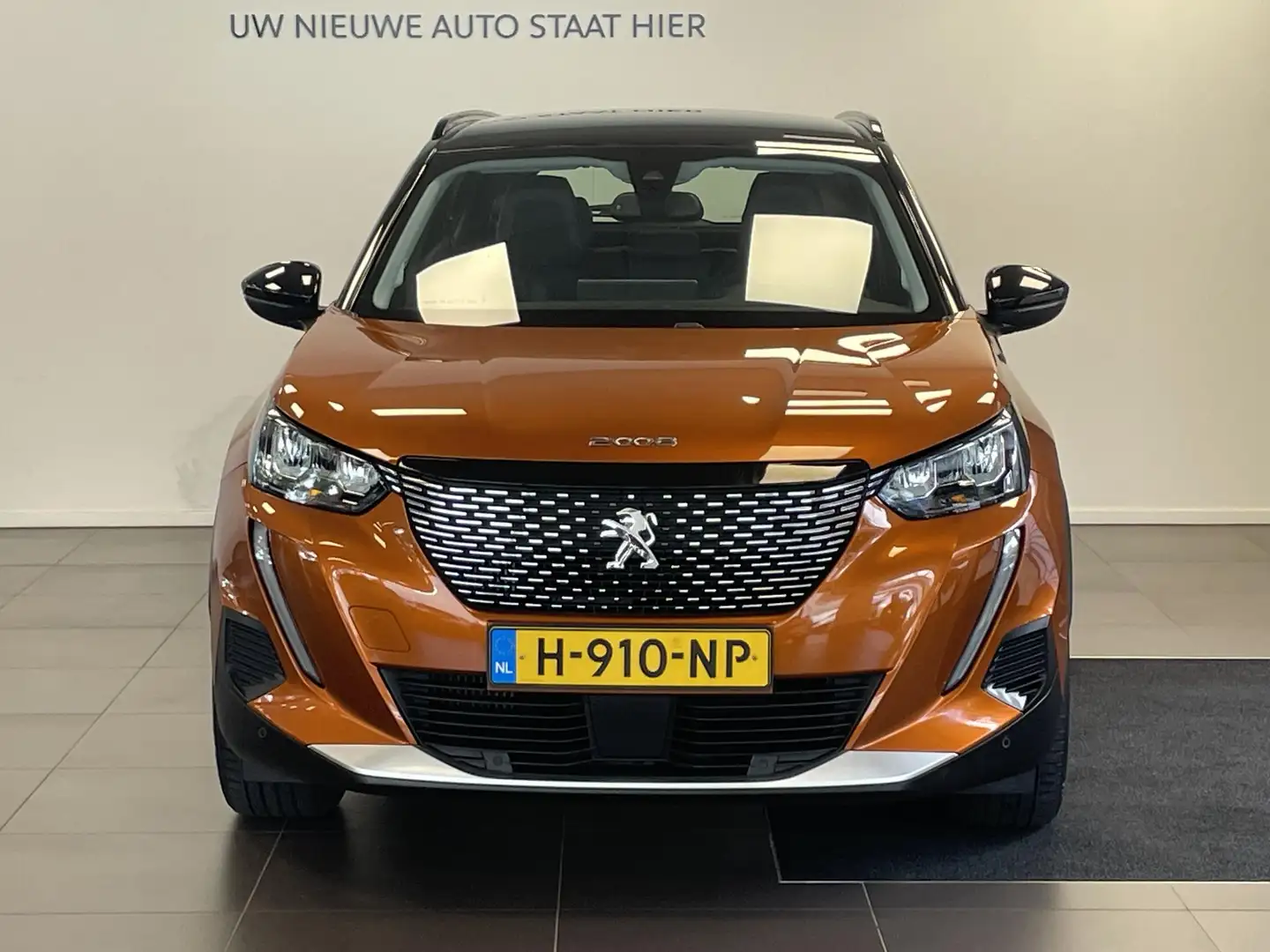 Peugeot 2008 Allure 1.2 Turbo 130pk | TWO-TONE! | i-COCKPIT® | Orange - 2