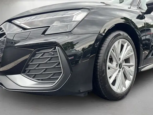Audi A3 view 4