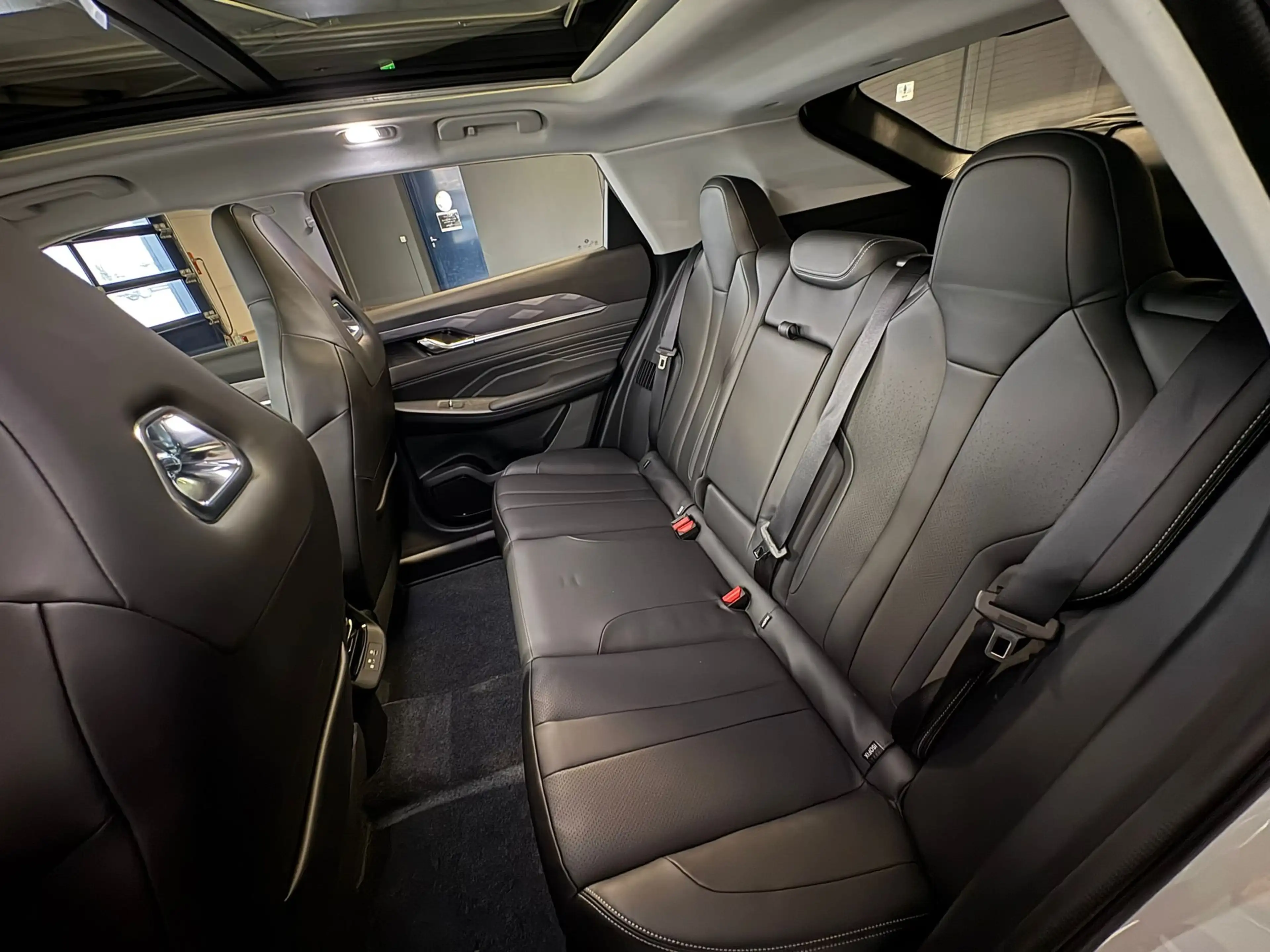 Dongfeng Mage HEV FULL OPTIONS — photo 11