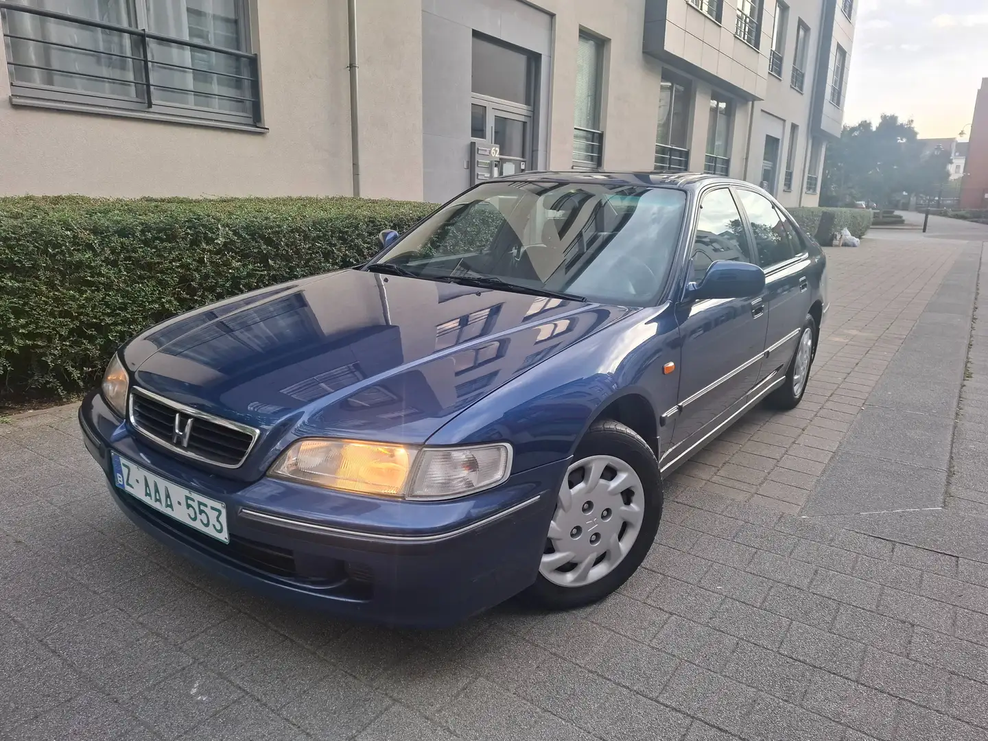 Honda Accord 1.8i .. BOITE AUTOMATIQUE .. 140000 KM .. Blauw - 1